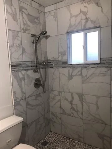 Bathroom Remodels project 16