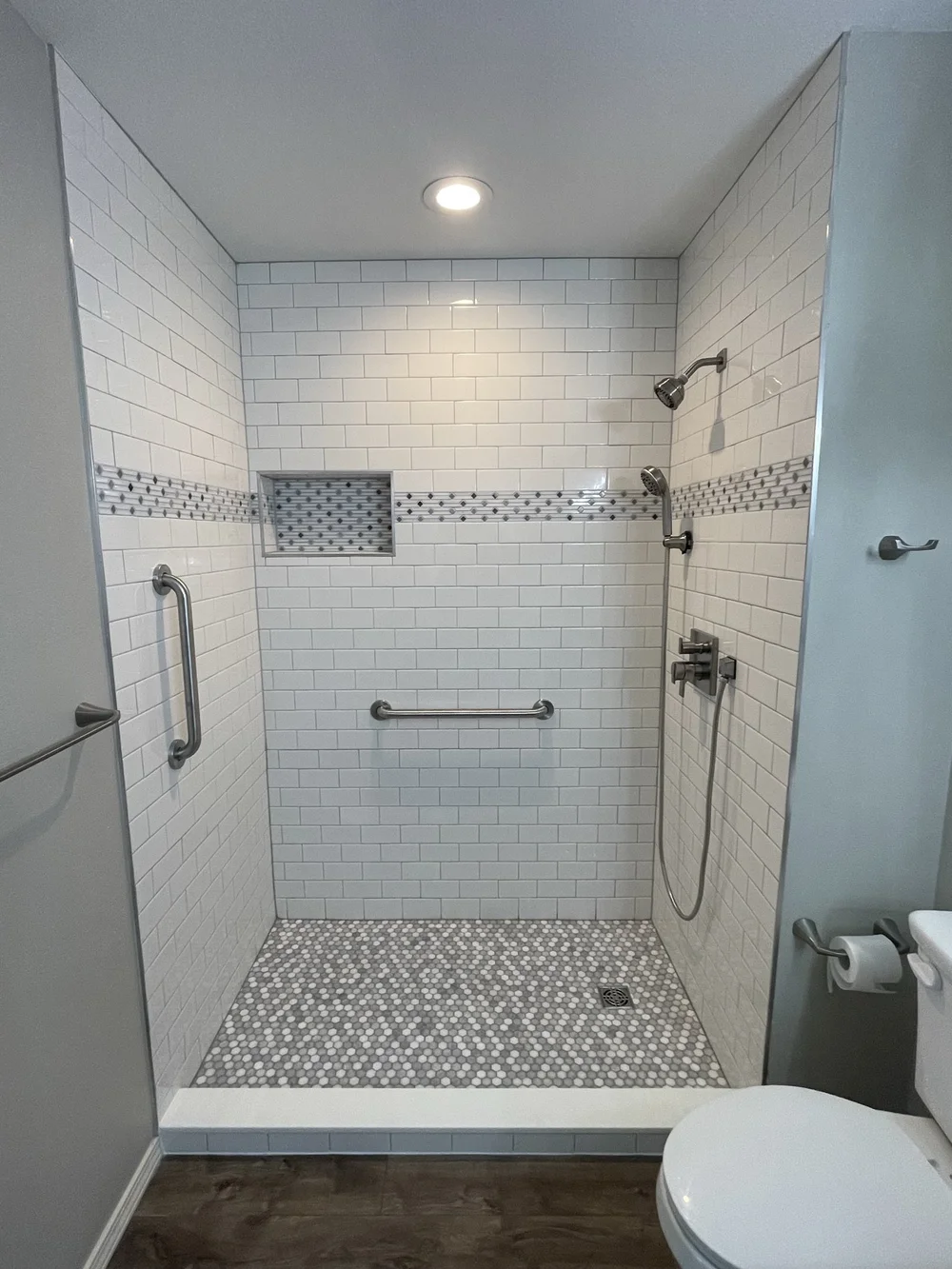 Bathroom Remodels project 31