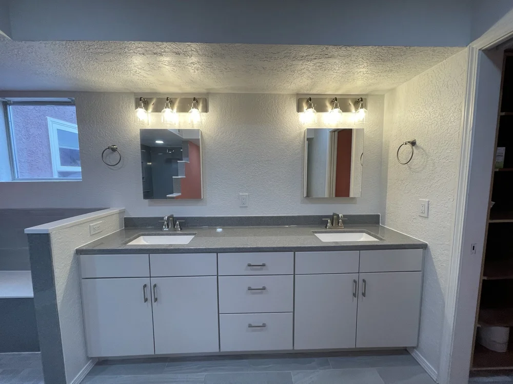 Bathroom Remodels project 33