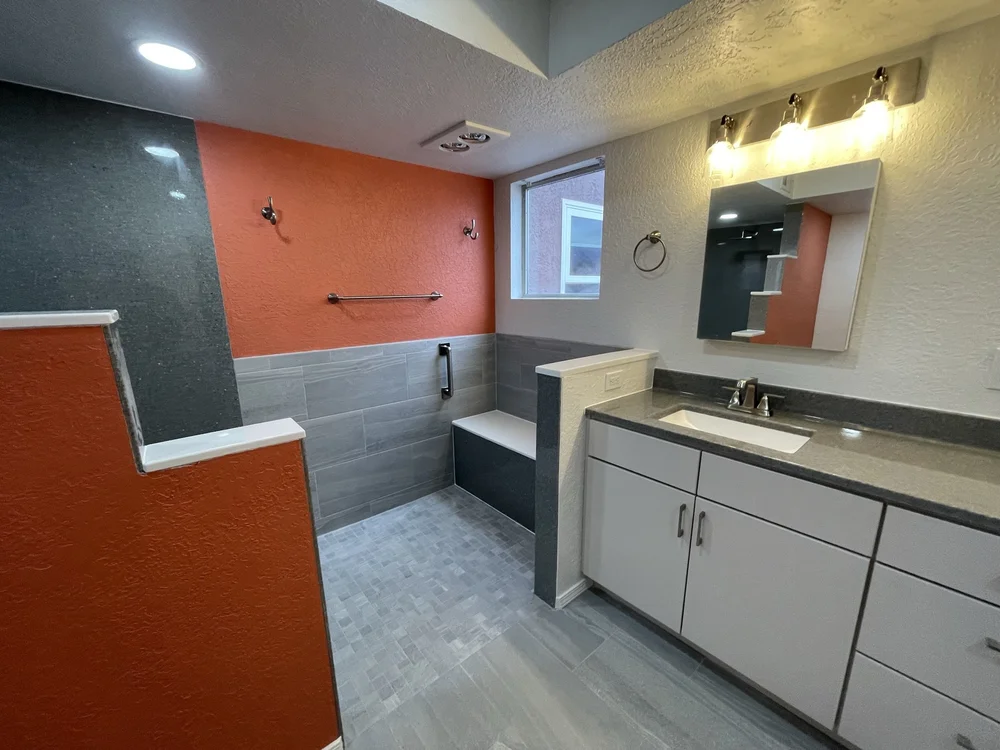 Bathroom Remodels project 34