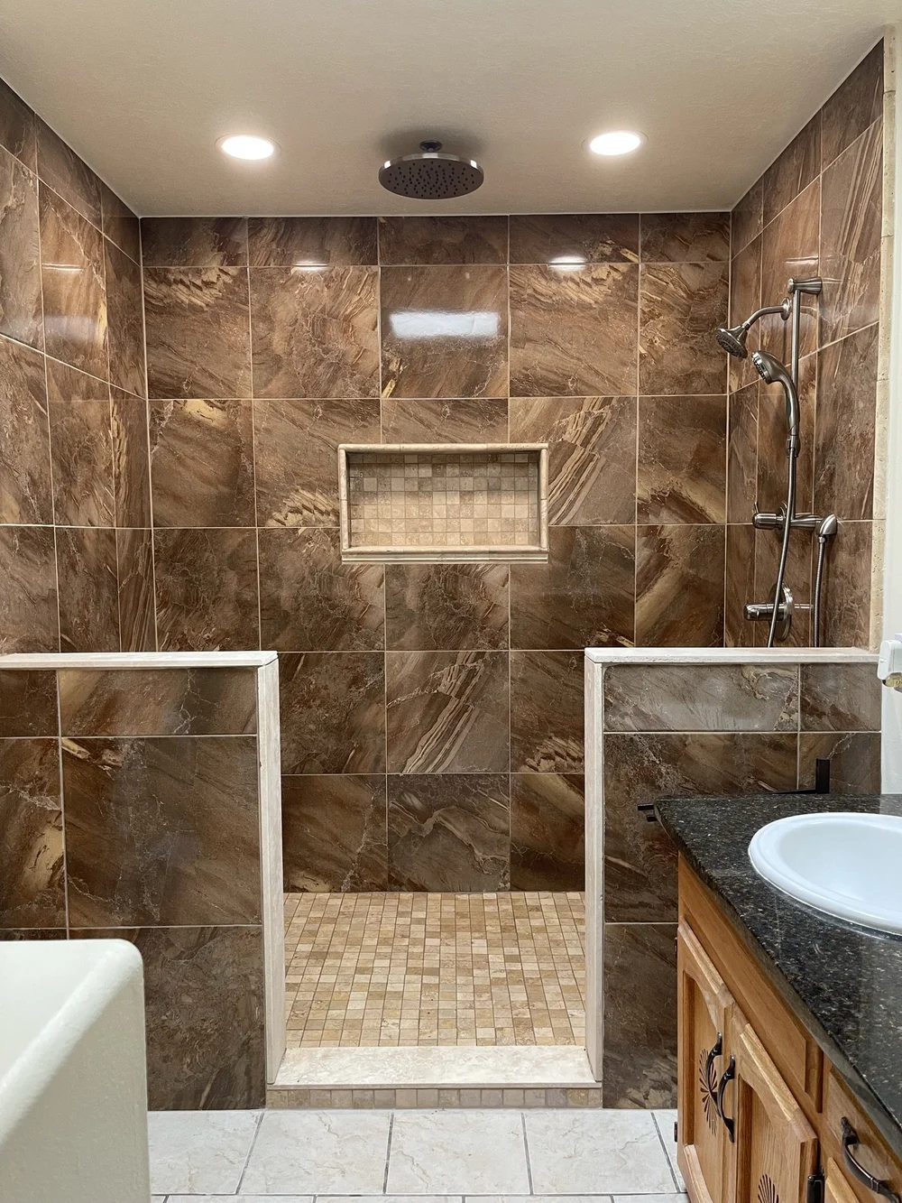 Bathroom Remodels project 39